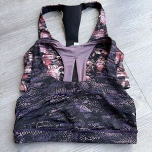 Lululemon Set of 2 Sports Bras Size 6